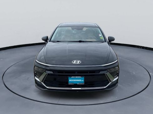 Used 2025 Hyundai Sonata Limited FWD image 3