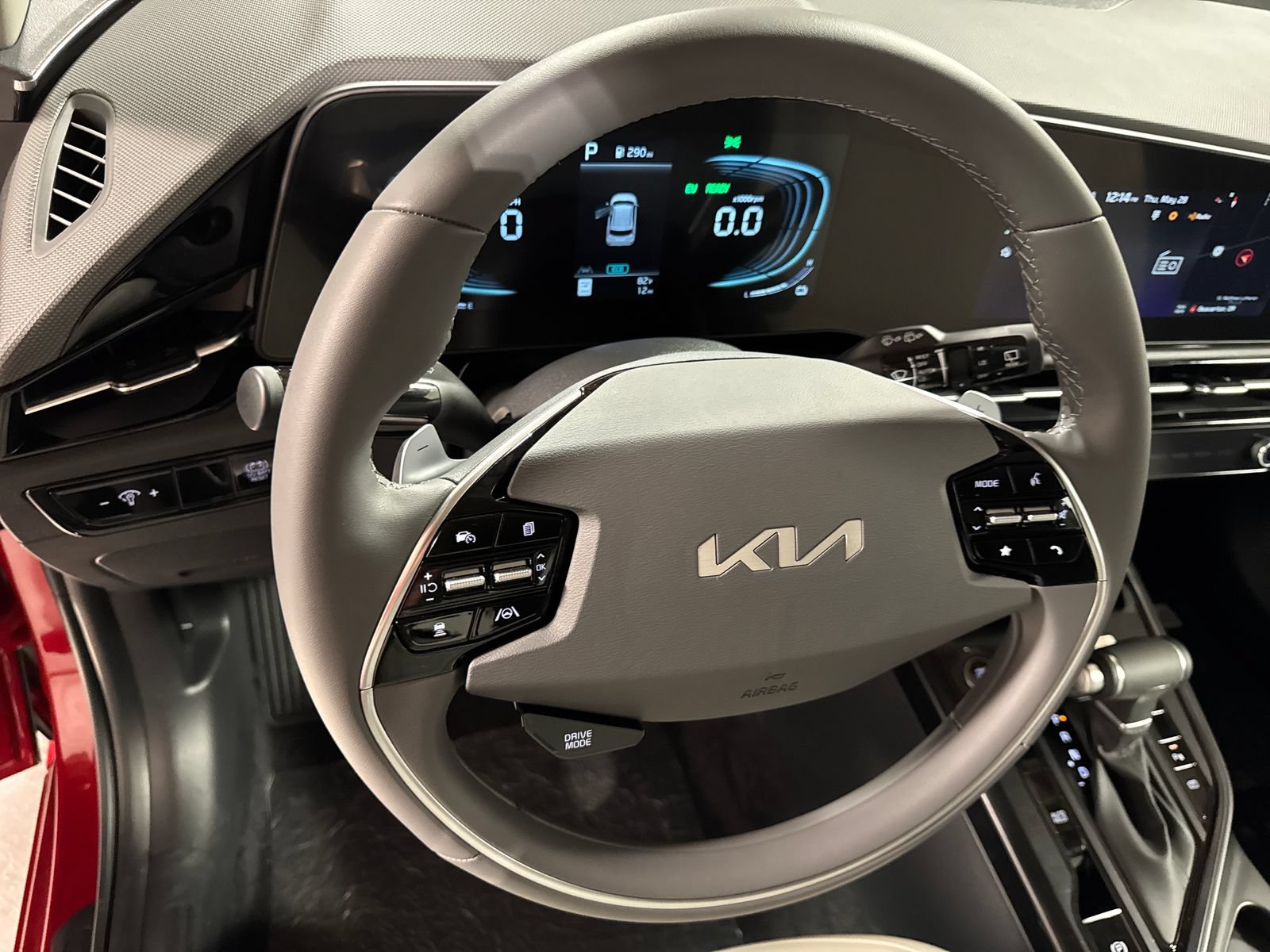 New 2026 Kia Niro EX FWD image 15