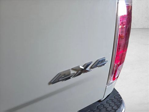 Used 2018 RAM 2500 Longhorn image 12