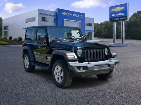 Used 2019 Jeep Wrangler Sport AWD/4WD image 8