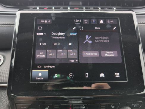 New 2025 Jeep Grand Cherokee Altitude image 16