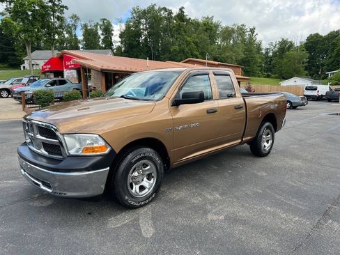 Used 2011 RAM 1500 ST w/ ST Popular Equipment Group AWD/4WD image 1