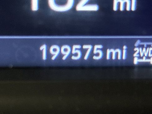 Used 2022 Chevrolet Silverado 2500 LT w/ All Star Edition image 20