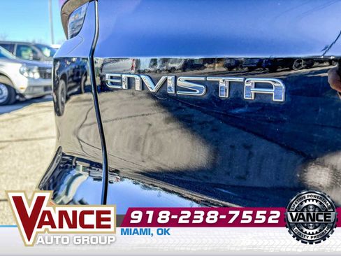 Used 2025 Buick Envista Sport Touring w/ Advanced Safety Package image 9
