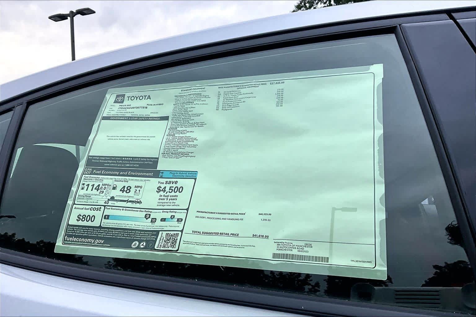 New 2026 Toyota Prius Plug-In Hybrid FWD image 19
