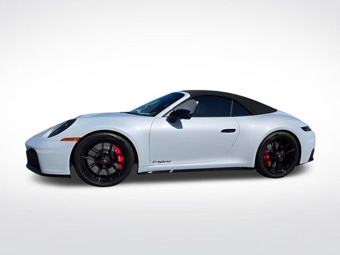 Used 2026 Porsche 911 Carrera GTS RWD image 2