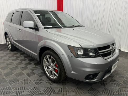 Used 2017 Dodge Journey GT w/ Driver Convenience Group AWD/4WD image 2