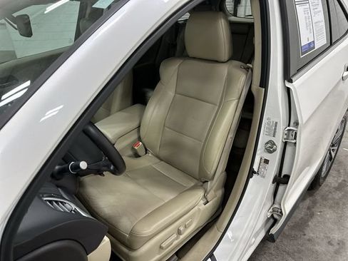 Used 2018 Acura RDX w/ Advance Package FWD image 13