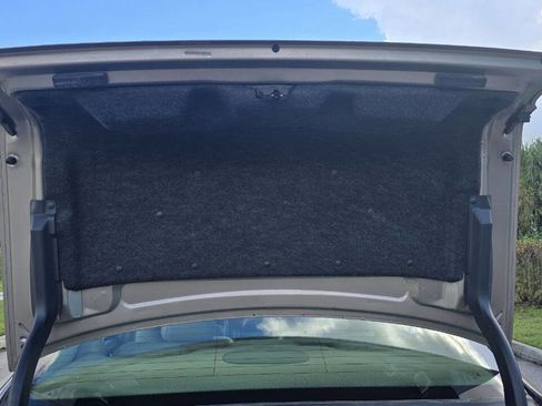 Used 2000 Cadillac De Ville w/ Comfort/Convenience Pkg image 25