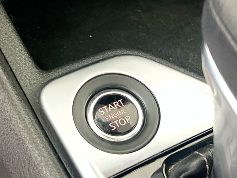 Used 2024 Nissan Sentra SV FWD image 23