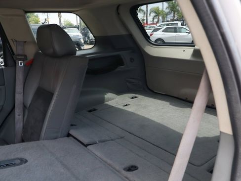 Used 2007 Jeep Grand Cherokee SRT8 w/ SRT Option Group I image 36