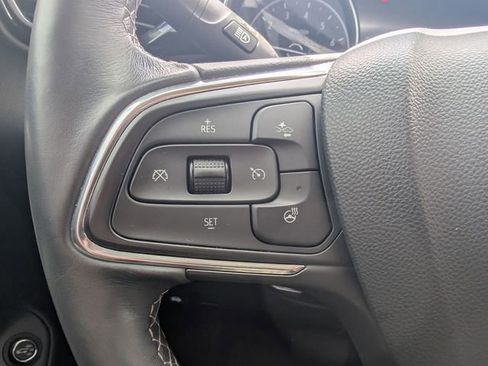 Used 2020 Buick Encore GX Essence w/ Experience Buick Package image 18