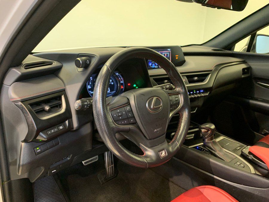 Used 2022 Lexus UX 250h F Sport w/ F Sport Premium Package AWD/4WD image 16