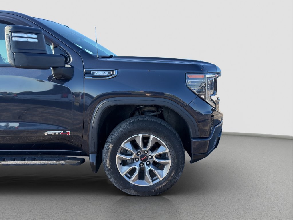 Used 2022 GMC Sierra 1500 AT4 w/ AT4 Preferred Package AWD/4WD image 23