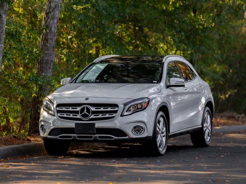 Used 2019 Mercedes-Benz GLA 250 GLA 250 4MATIC SUV w/ Convenience Package image 46
