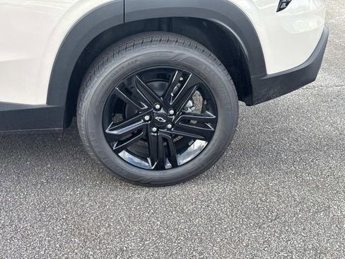New 2026 Chevrolet Trax ACTIV FWD image 11