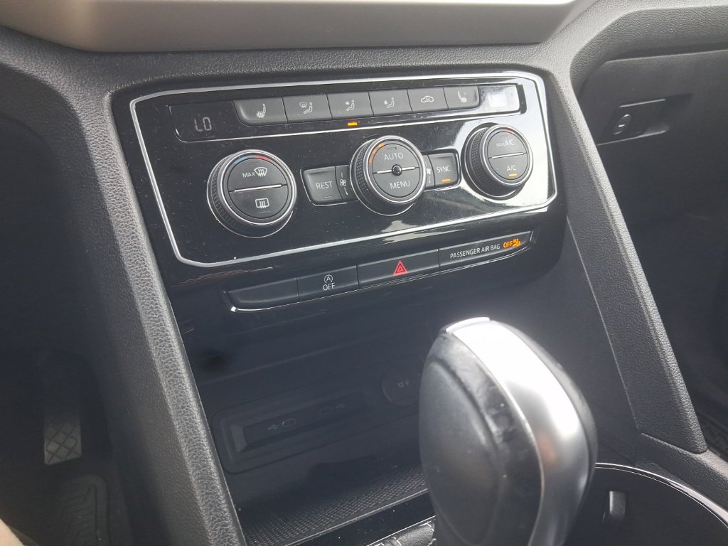 Used 2023 Volkswagen Atlas SE FWD image 28