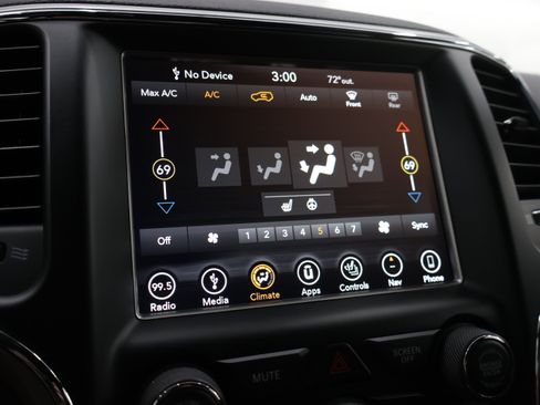 Used 2018 Jeep Grand Cherokee Altitude AWD/4WD image 50