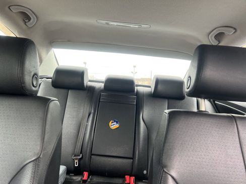 Used 2006 Volkswagen Passat 2.0T image 12