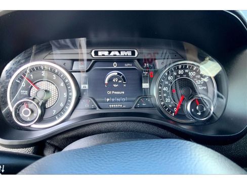 Used 2019 RAM 1500 Big Horn AWD/4WD image 22