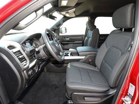 New 2026 RAM 1500 Express AWD/4WD image 11