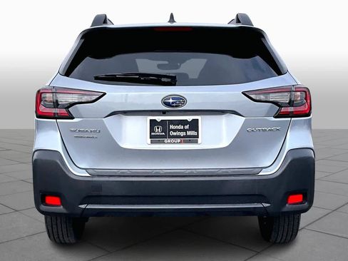 Used 2024 Subaru Outback Premium image 5