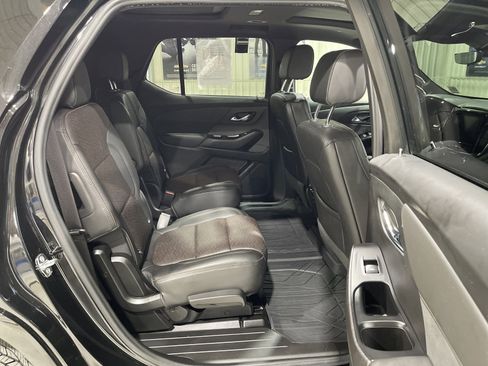 Used 2023 Chevrolet Traverse High Country w/ LPO, Floor Liner Package image 16