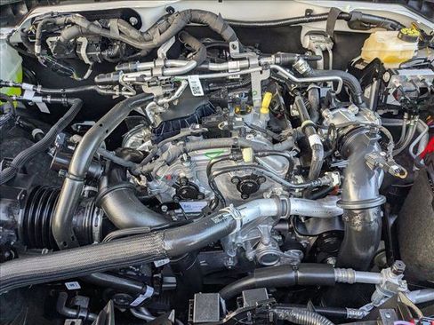 New 2025 Ford Bronco Big Bend image 15