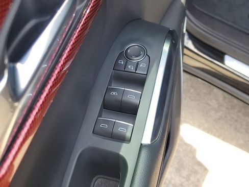 Used 2025 Chevrolet Traverse RS AWD/4WD image 21
