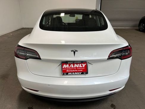 Used 2019 Tesla Model 3 RWD image 4