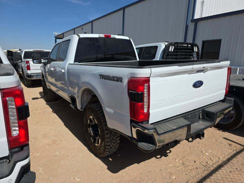 Used 2025 Ford F250 Lariat w/ Tremor Off-Road Package image 3