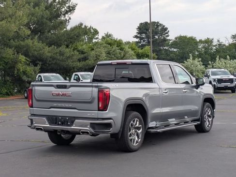 Used 2024 GMC Sierra 1500 SLT w/ SLT Premium Plus Package AWD/4WD image 5