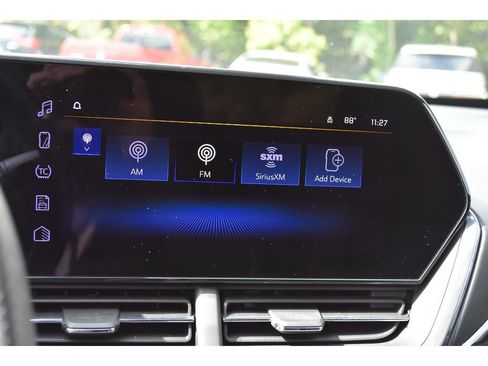 Used 2025 Chevrolet Trax RS w/ Driver Confidence Package image 24