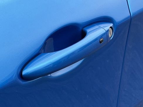 Used 2025 Jeep Compass Limited w/ Elite Group image 12