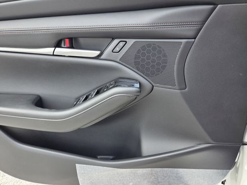 New 2026 MAZDA MAZDA3 2.5 S Sedan w/ Preferred Pkg image 19