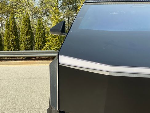 Used 2024 Tesla Cybertruck Cyberbeast image 32