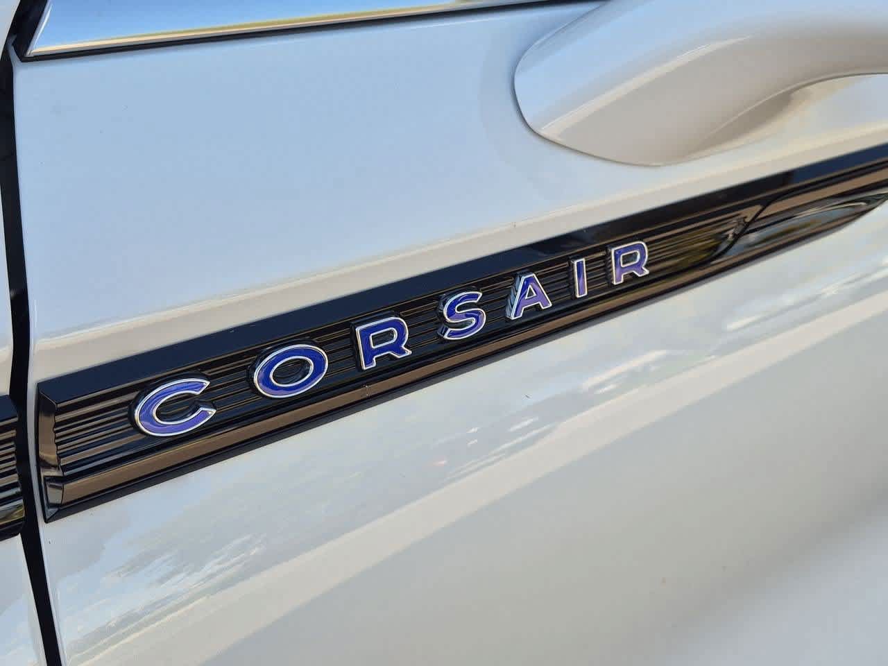 Used 2023 Lincoln Corsair Grand Touring w/ Equipment Group 301A AWD/4WD image 12