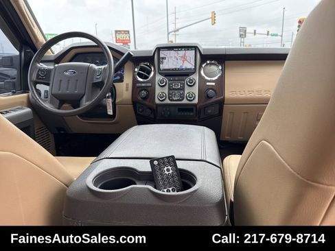 Used 2015 Ford F250 Lariat w/ Chrome Package image 74