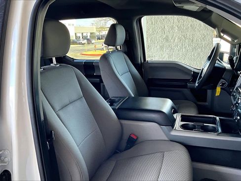 Used 2021 Ford F250 XLT w/ FX4 Off-Road Package image 9