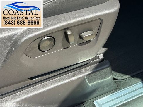 Used 2025 GMC Sierra 1500 SLT AWD/4WD image 28