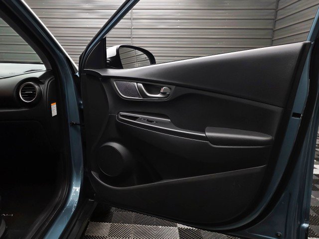 Used 2021 Hyundai Kona SEL w/ Cargo Package FWD image 32