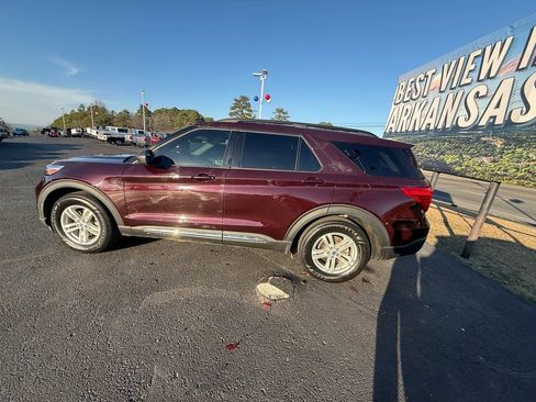 Used 2023 Ford Explorer XLT w/ Equipment Group 202A image 12