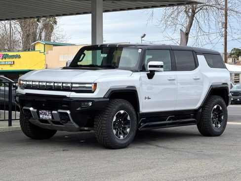 New 2025 GMC Hummer EV 2X w/ Extreme Off-Road Package image 7