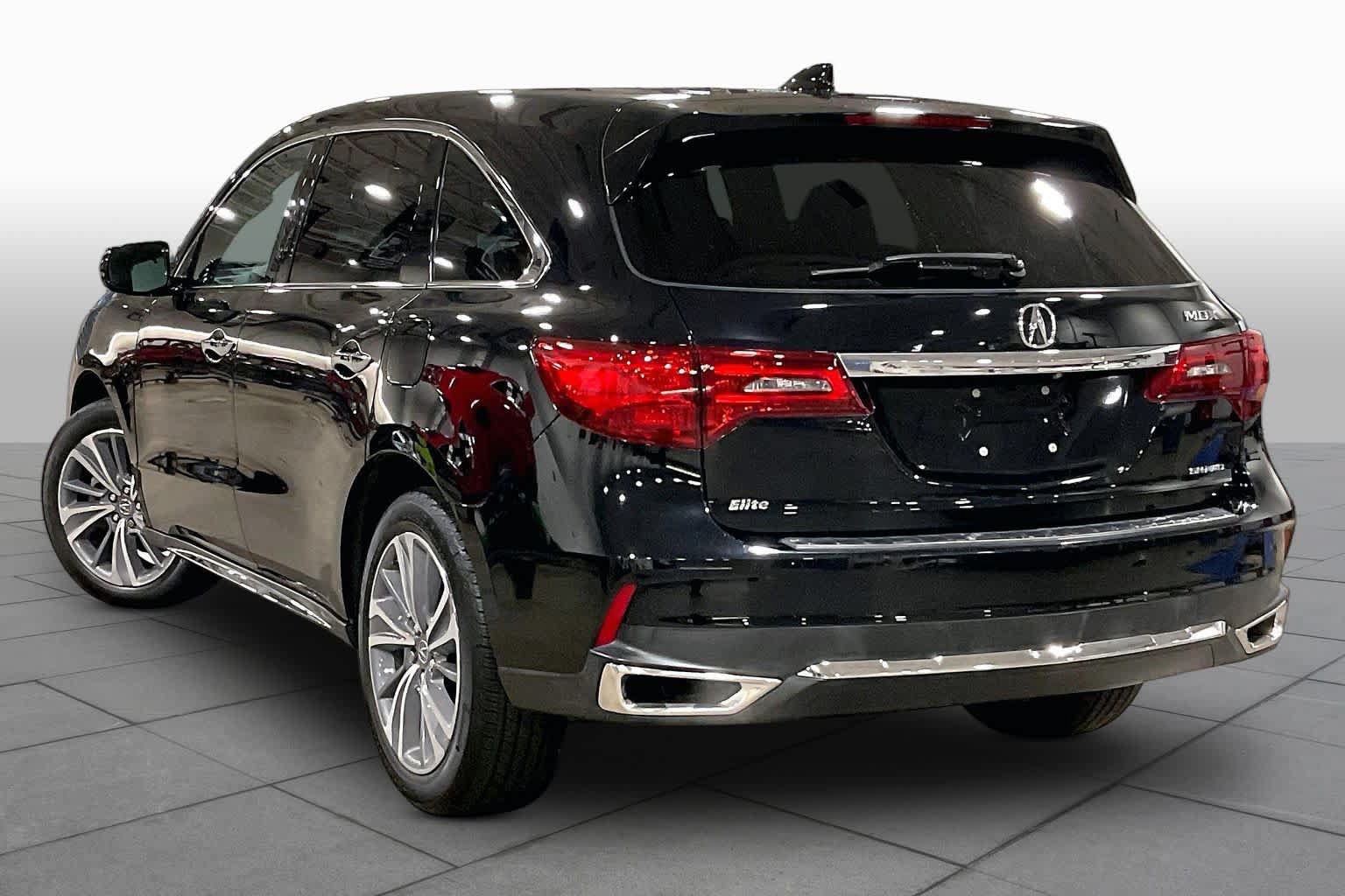 Used 2018 Acura MDX w/ Tech & Entertainment Pkg AWD/4WD image 12