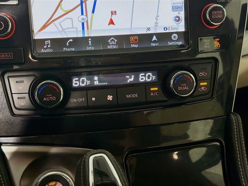 Used 2018 Nissan Maxima 3.5 SL FWD image 14