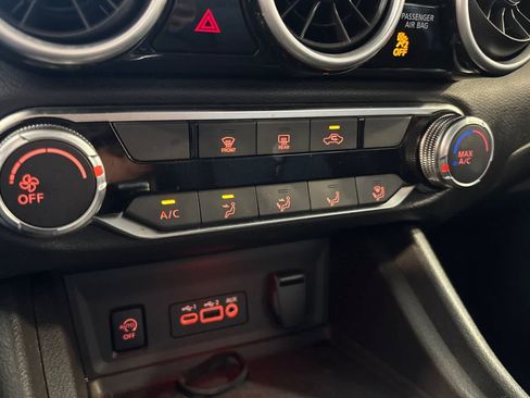 Used 2024 Nissan Sentra SV FWD image 21
