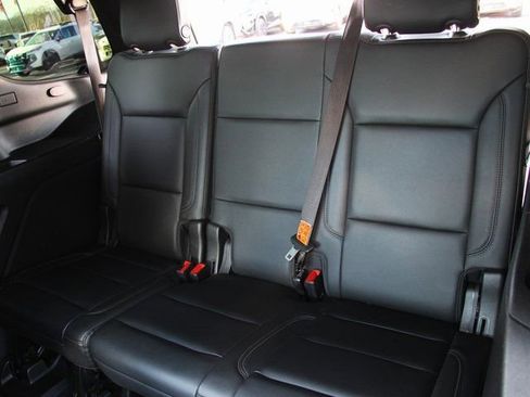 Used 2021 Chevrolet Tahoe LT w/ LT Signature Package image 30