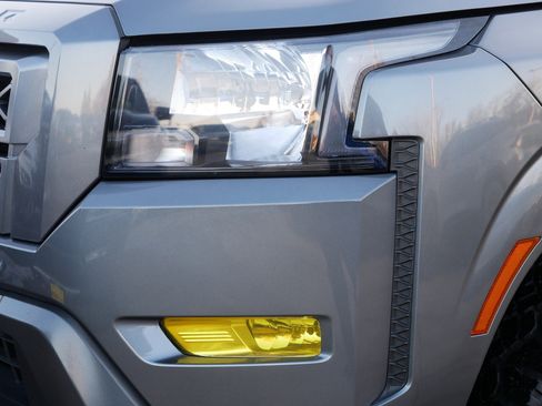 Certified 2024 Nissan Frontier SV w/ SV Convenience Package image 16