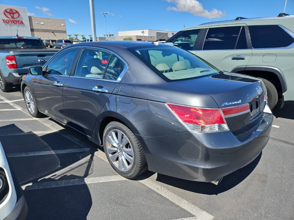 Used 2011 Honda Accord EX-L image 2