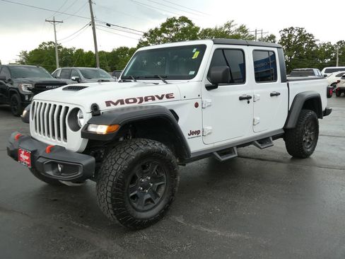 Used 2023 Jeep Gladiator Mojave w/ Cold Weather Group AWD/4WD image 8